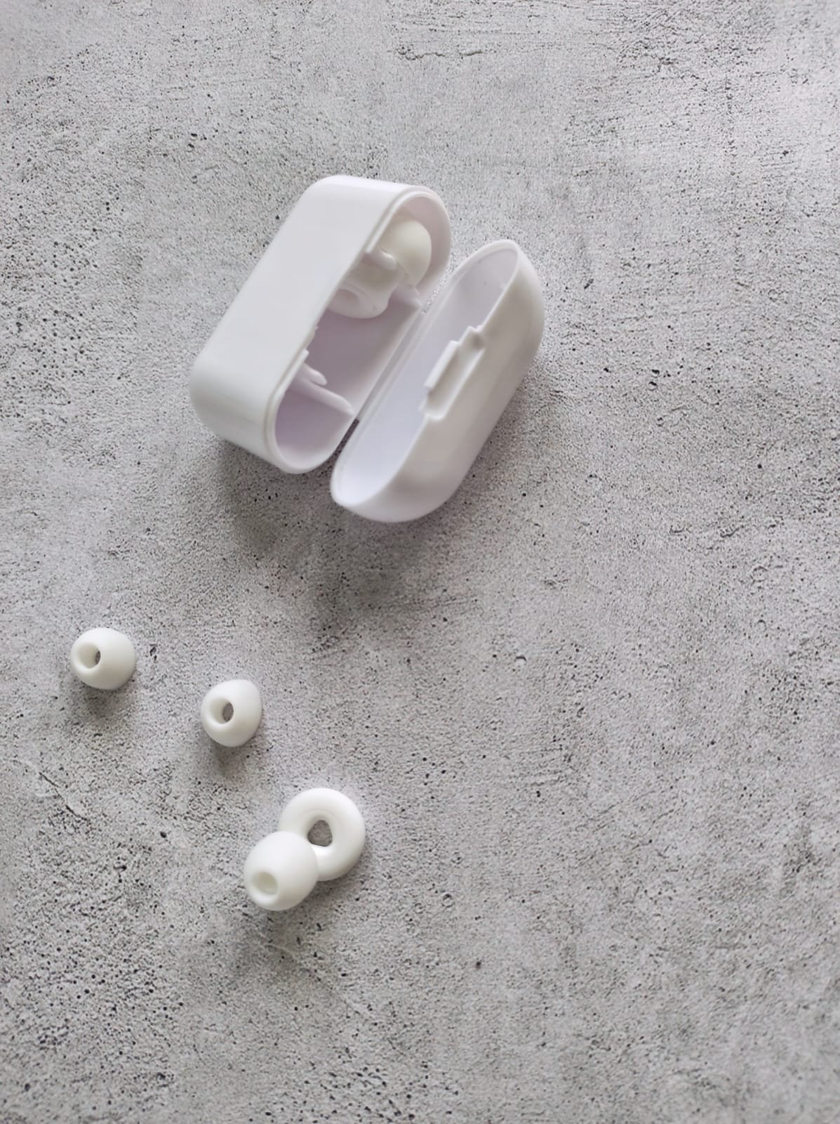 tapones canceladores de ruido blancos